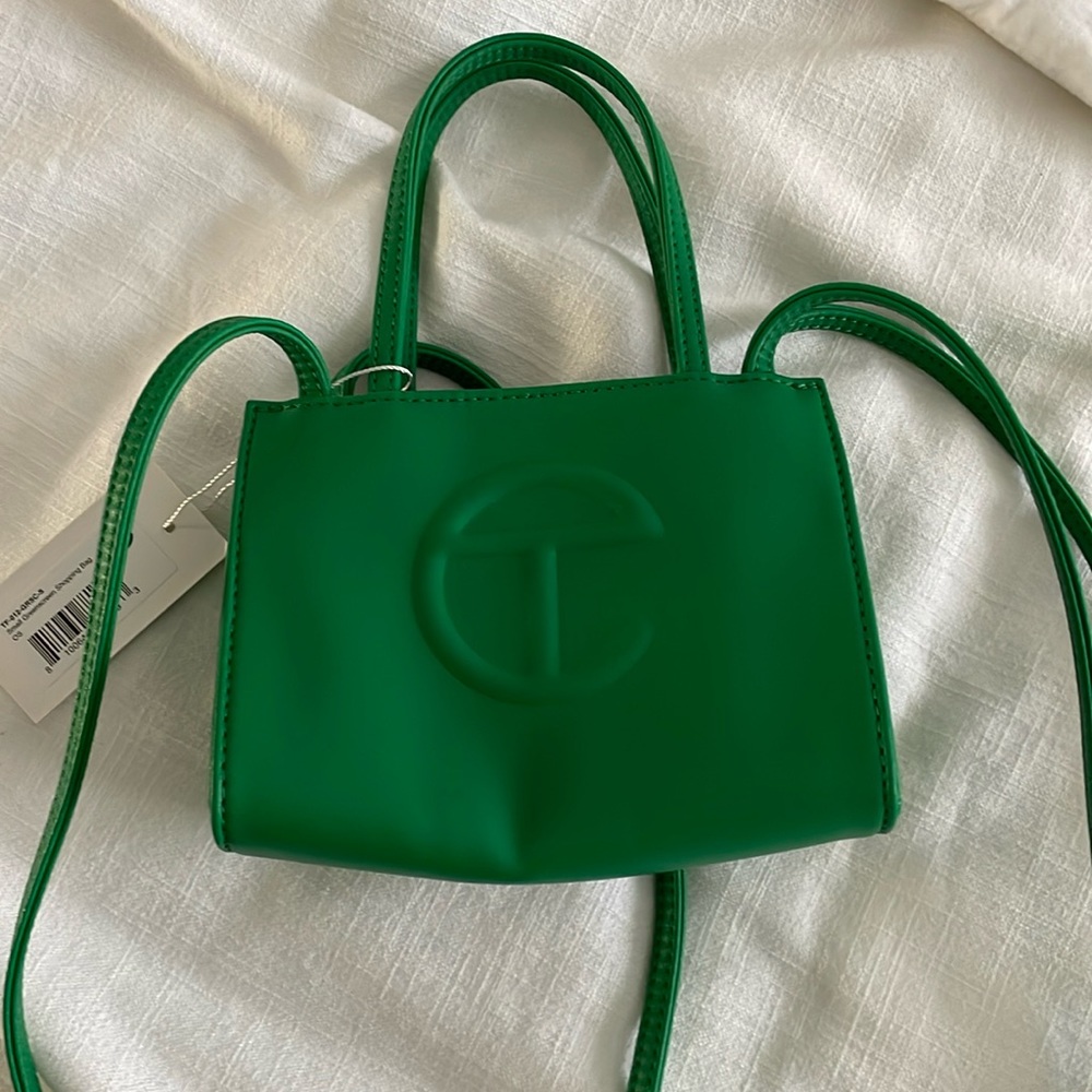 NWT telfar mini bag in green